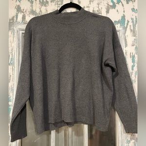 H&M gray sweater